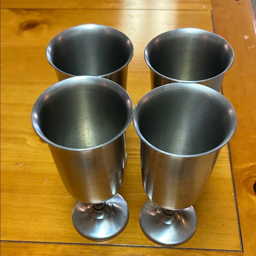 Preisner 2312 pewter goblets
Set of 4